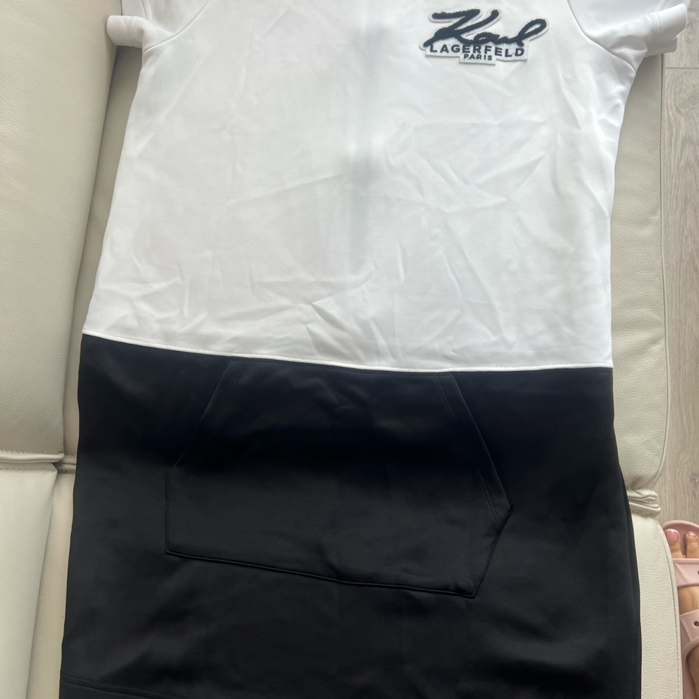 Karl Lagerfeld White & Black Two-Tone Logo Knit Dress